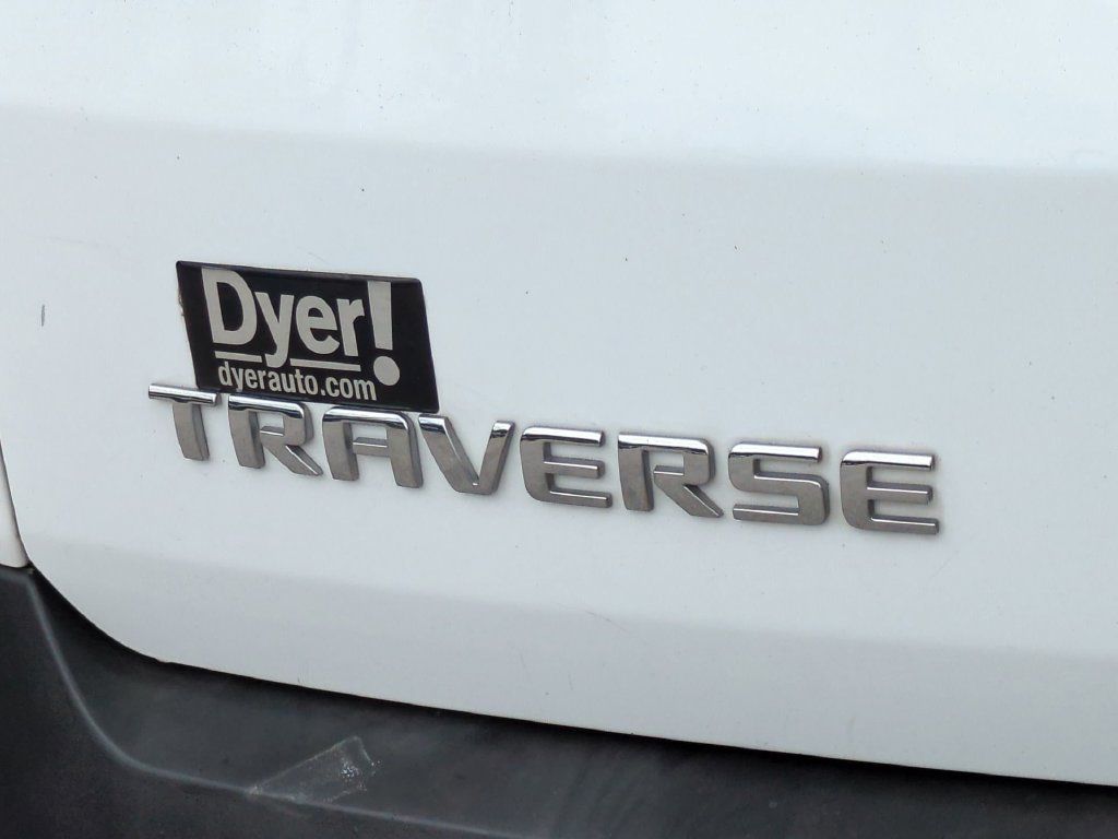 Used 2020 Chevrolet Traverse LS FWD image 13