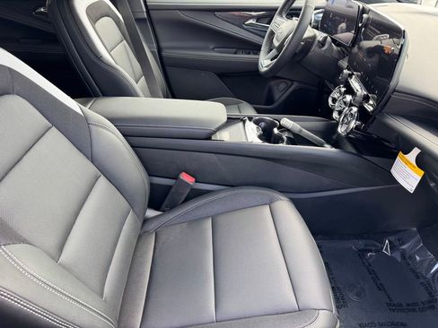 New 2026 Chevrolet Blazer EV LT FWD image 8