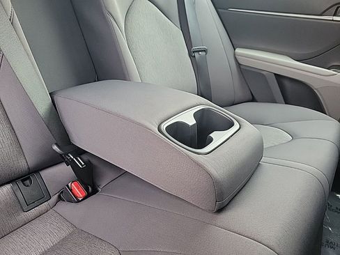 Used 2023 Toyota Camry LE image 14