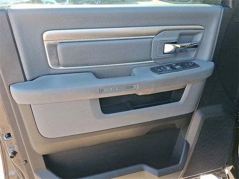 Used 2017 RAM 1500 Lone Star image 9