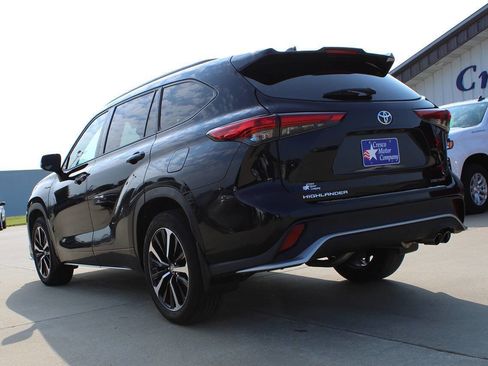 Used 2022 Toyota Highlander XSE image 7
