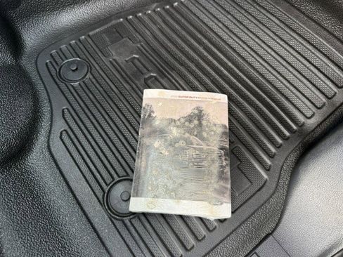 Used 2022 Ford F250 XL w/ Power Equipment Group image 22