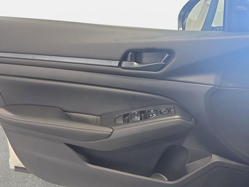 New 2026 Nissan Altima 2.5 SV w/ SV Special Edition Package FWD image 26