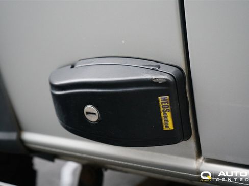 Used 2018 Mercedes-Benz Sprinter 2500 image 14