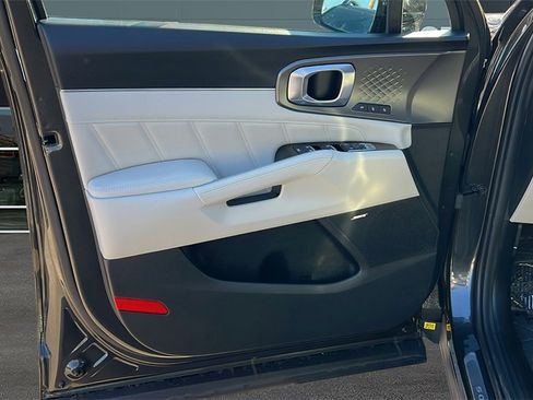 New 2026 Kia Sorento SX Prestige image 12