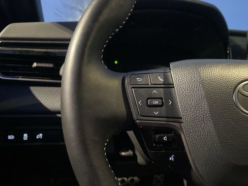 Used 2025 Toyota Camry XSE image 8