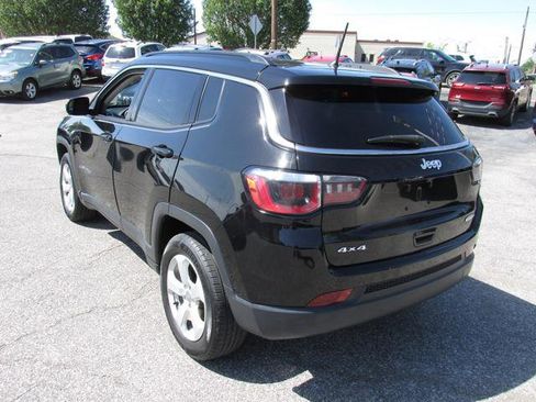 Used 2018 Jeep Compass Latitude AWD/4WD image 5