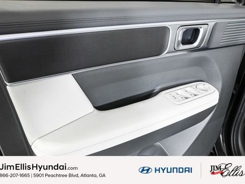 Used 2025 Hyundai Santa Fe SEL image 11