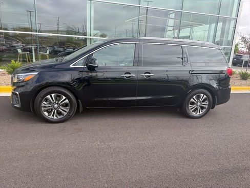 Used 2019 Kia Sedona SX FWD image 13