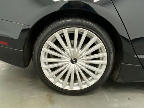 Used 2017 Lincoln MKZ Reserve image 17