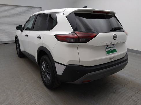 Used 2023 Nissan Rogue S FWD image 5