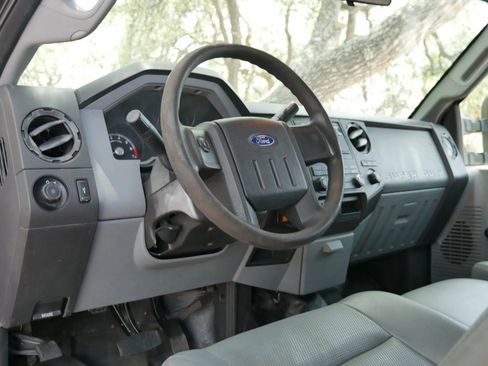 Used 2015 Ford F350 XL RWD image 14