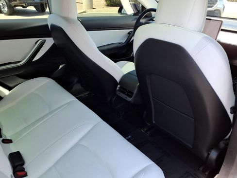 Used 2019 Tesla Model 3 Long Range AWD/4WD image 12