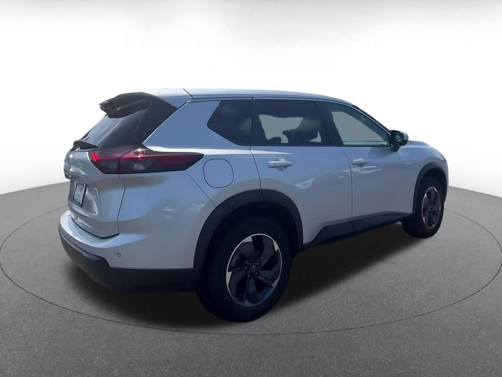 Used 2025 Nissan Rogue SV FWD image 14