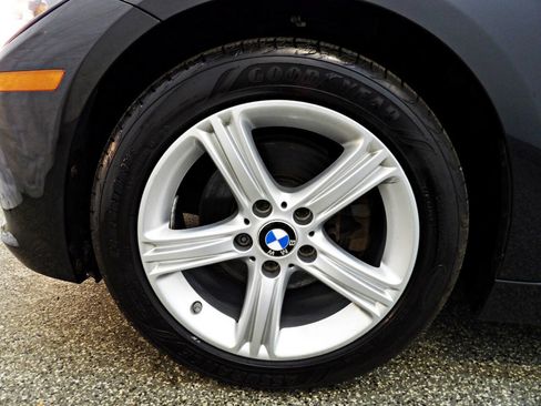 Used 2014 BMW 320i xDrive Sedan AWD/4WD image 19