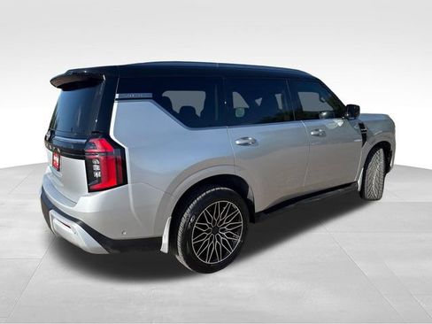 Certified 2026 Nissan Armada SV RWD image 8