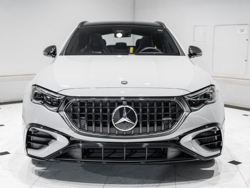 Used 2026 Mercedes-Benz E 53 AMG 4MATIC Sedan image 4