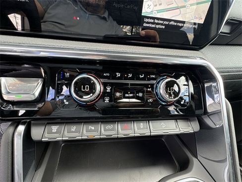 New 2025 GMC Sierra 2500 Denali w/ Denali Reserve Package image 18