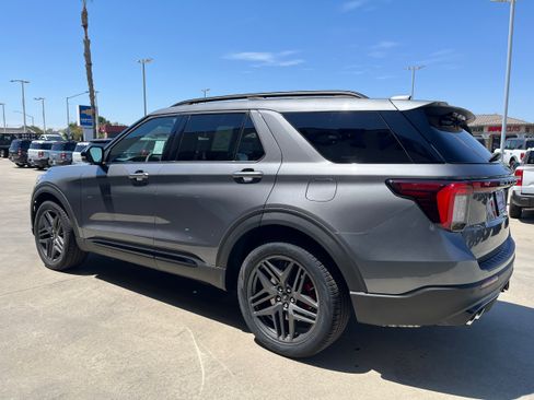 New 2026 Ford Explorer ST w/ Sun And Sound Package AWD/4WD image 3
