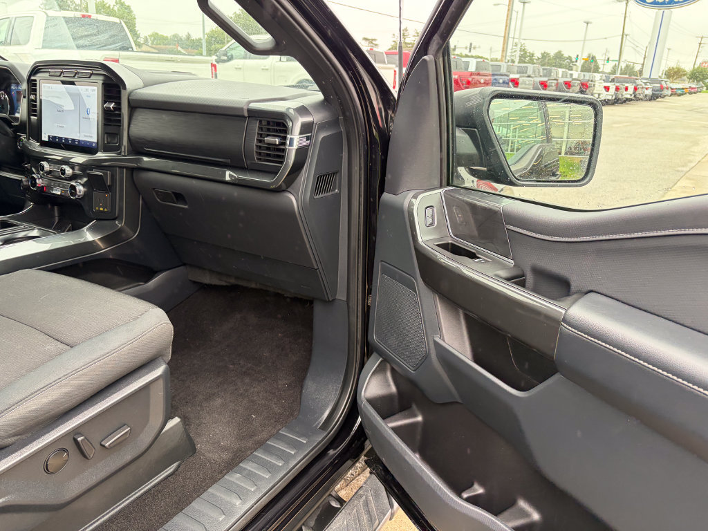 Used 2022 Ford F150 XLT w/ Equipment Group 302A High AWD/4WD image 16