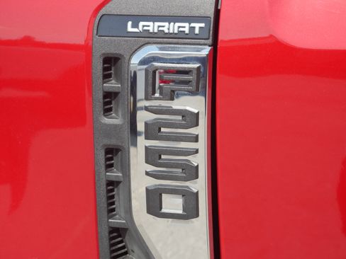 Certified 2024 Ford F250 Lariat w/ Lariat Ultimate Package AWD/4WD image 21