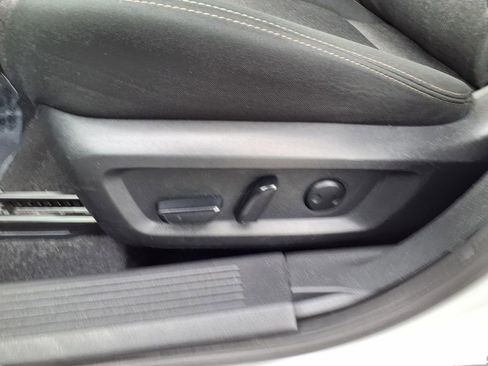 Certified 2024 Nissan Rogue SV AWD/4WD image 23