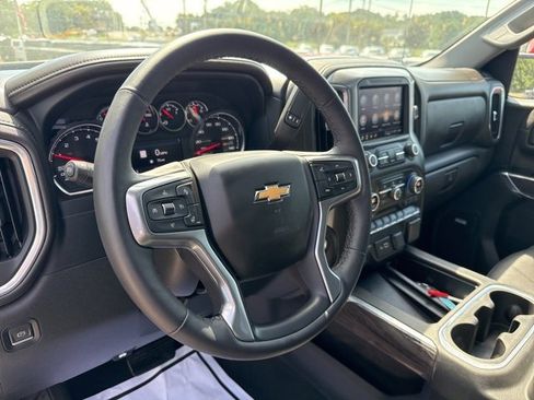 Used 2022 Chevrolet Silverado 1500 LTZ w/ LTZ Premium Package image 35