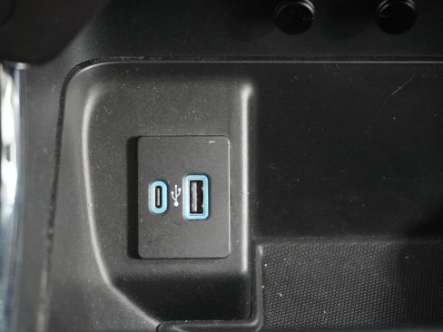 Used 2021 Ford F150 XLT w/ Equipment Group 302A High image 27