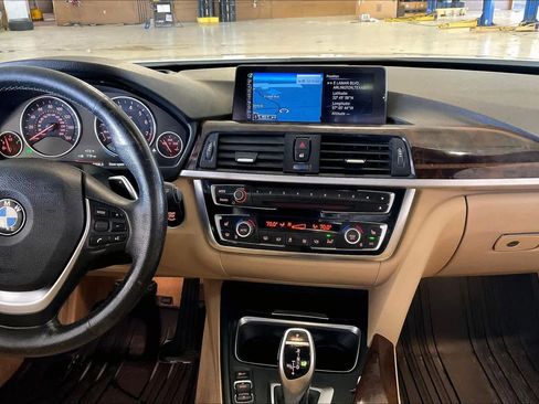 Used 2015 BMW 428i Convertible image 6