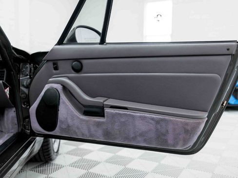Used 1997 Porsche 911 Carrera image 41