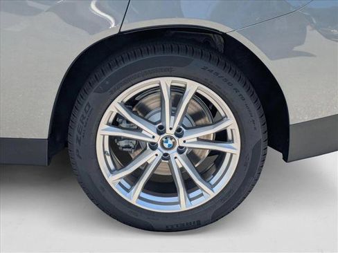 Used 2025 BMW X3 xDrive30i w/ Convenience Package image 9