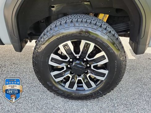 Certified 2024 GMC Sierra 2500 AT4X AWD/4WD image 7