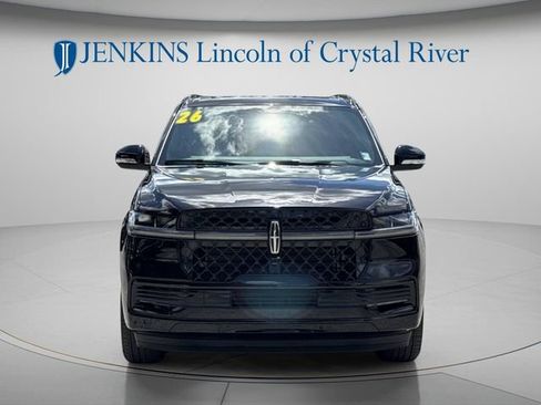 New 2026 Lincoln Navigator Reserve w/ Jet Appearance Package AWD/4WD image 14