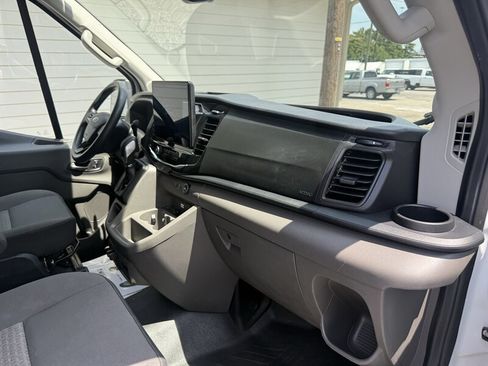 Used 2023 Ford Transit 350 DRW AWD w/ Interior Upgrade Package image 33