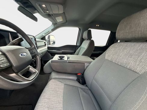Used 2025 Ford F250 XLT image 22