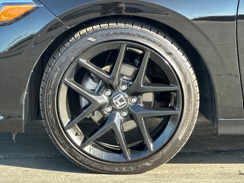 Used 2025 Honda Civic Sport image 26