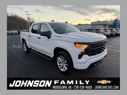 New 2026 Chevrolet Silverado 1500 Custom w/ LPO, Dark Essentials Package