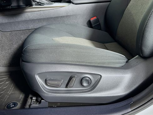 Certified 2022 Toyota Camry LE image 19