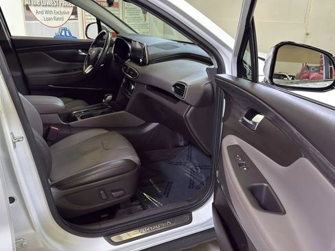 Used 2020 Hyundai Santa Fe Limited image 20