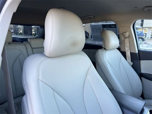 Used 2019 Lincoln Nautilus FWD image 22