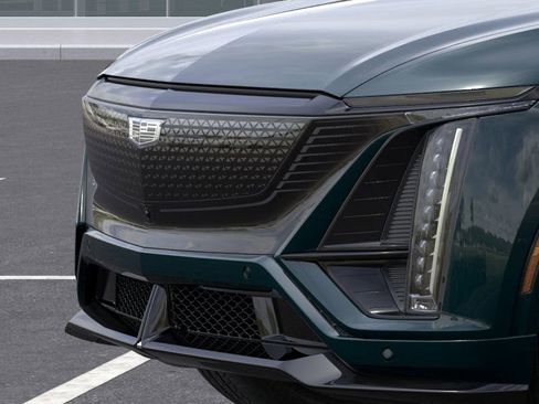 New 2026 Cadillac Lyriq V image 13