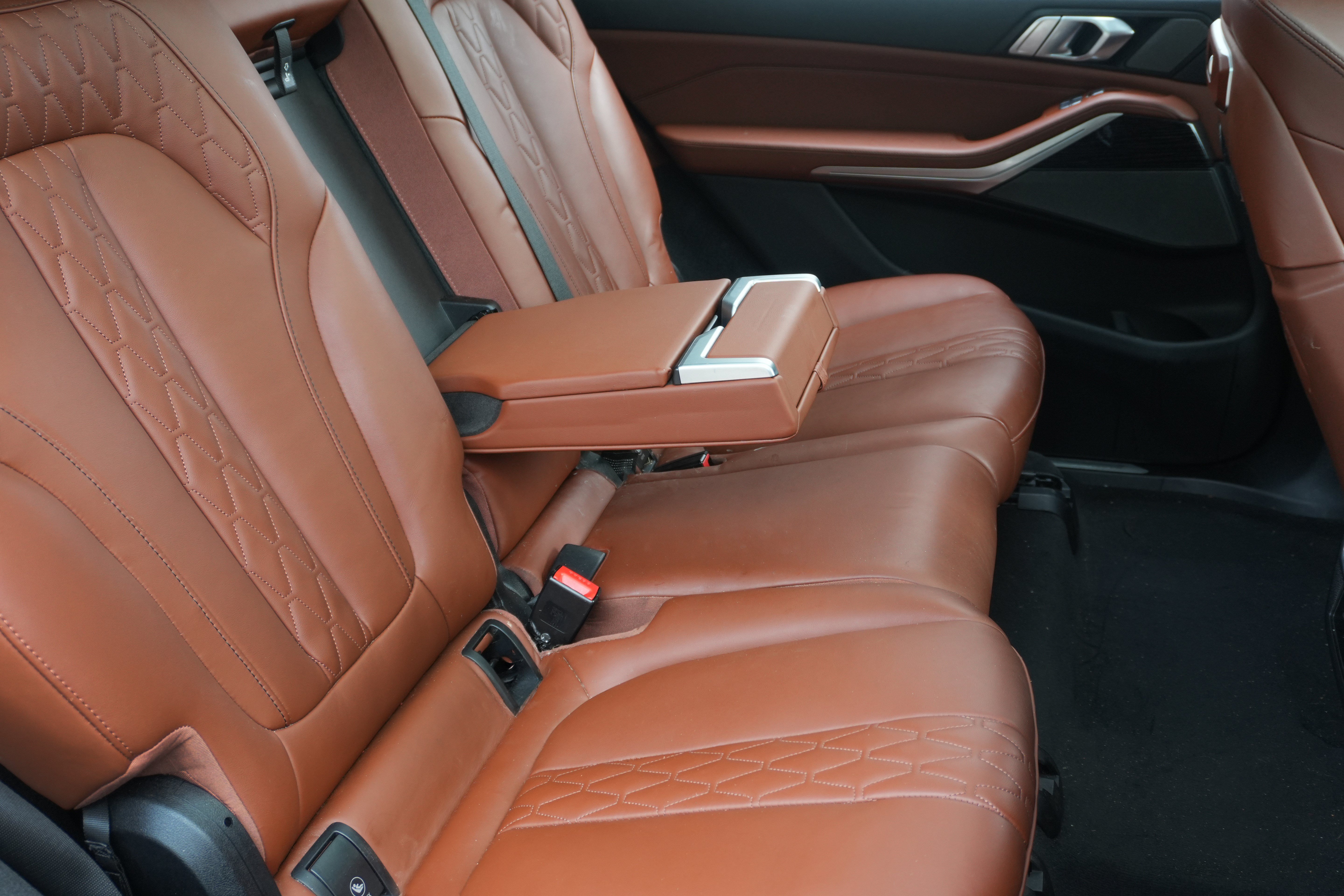 Certified 2024 BMW X7 M60i w/ Executive Package AWD/4WD image 32