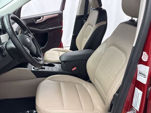 Used 2021 Ford Escape SEL image 7