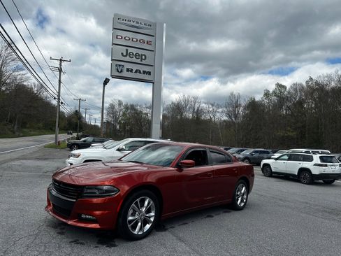 Used 2021 Dodge Charger SXT w/ Cold Weather Package AWD/4WD image 1