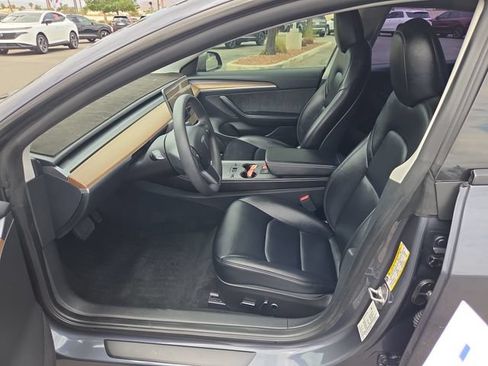 Used 2023 Tesla Model 3 Standard Range RWD image 13