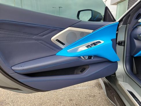 Used 2024 Chevrolet Corvette Z06 w/ Z07 Performance Package RWD image 19