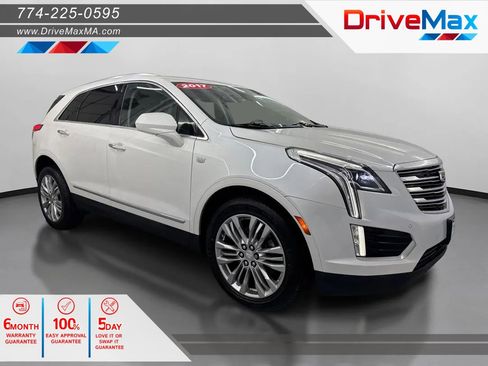Used 2017 Cadillac XT5 Premium Luxury FWD image 1