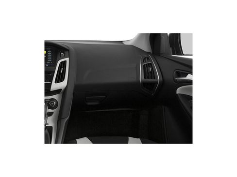 Used 2014 Ford Focus SE w/ SE Winter Package FWD image 17