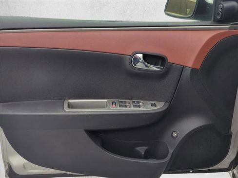 Used 2008 Chevrolet Malibu LTZ w/ Rear Power Package image 7