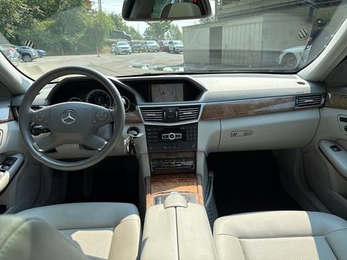 Used 2012 Mercedes-Benz E 350 Sedan image 11